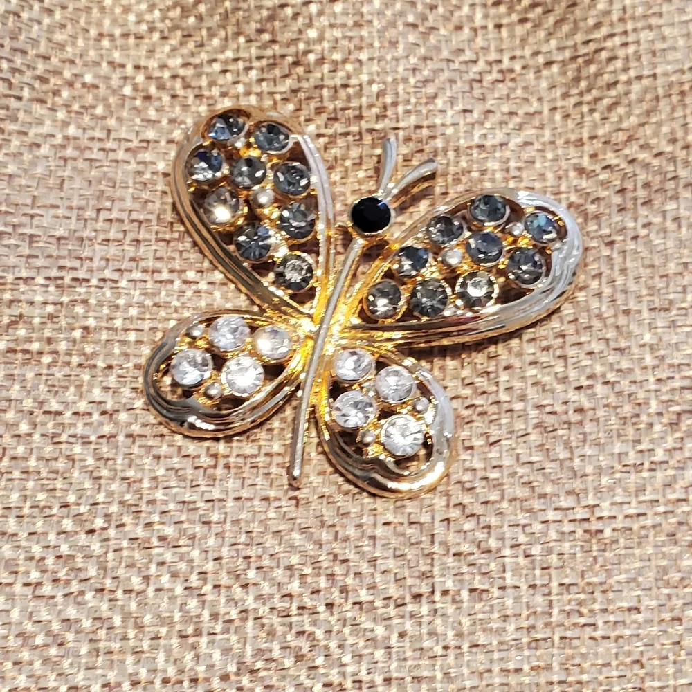 Eisenberg Ice Butterfly Crystals Brooch White Grey Black